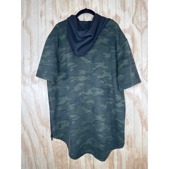 Marc Ecko Cut & Sew Camo Short Sleeve Hoodie Shirt Unisex XL Round Hem - Picture 3 of 9